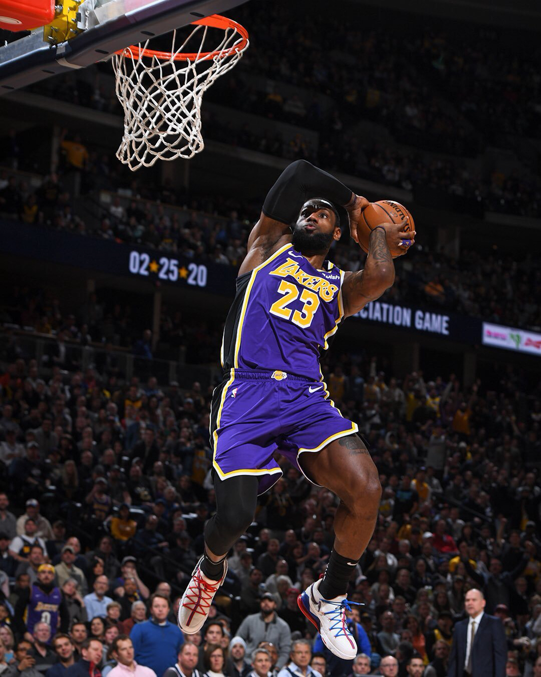 前曾生龙活 前曾生龙活