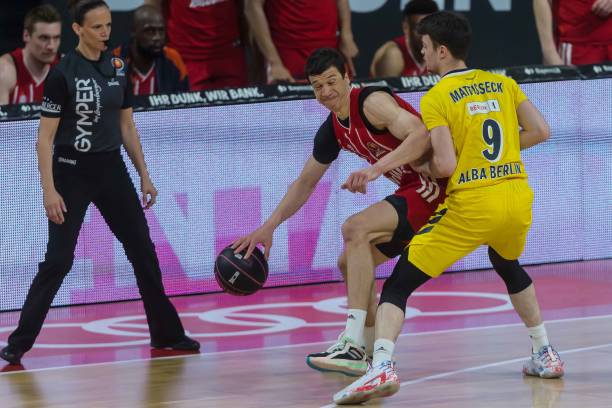 引擎中更容 引擎中更容