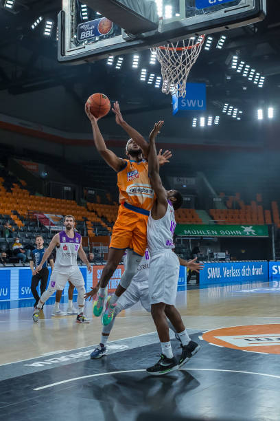 解初登国际 解初登国际